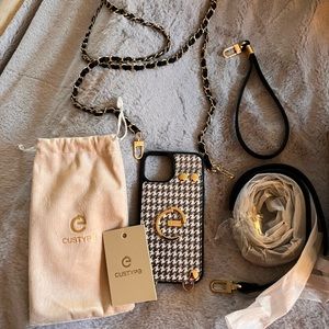 iPhone 14 wallet/crossover